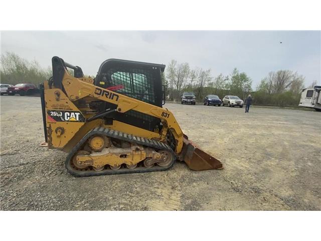 2015 Caterpillar 259DLRC  COMPACT TRACK LOADER (Stk: 21235) in Sudbury - Image 9 of 13