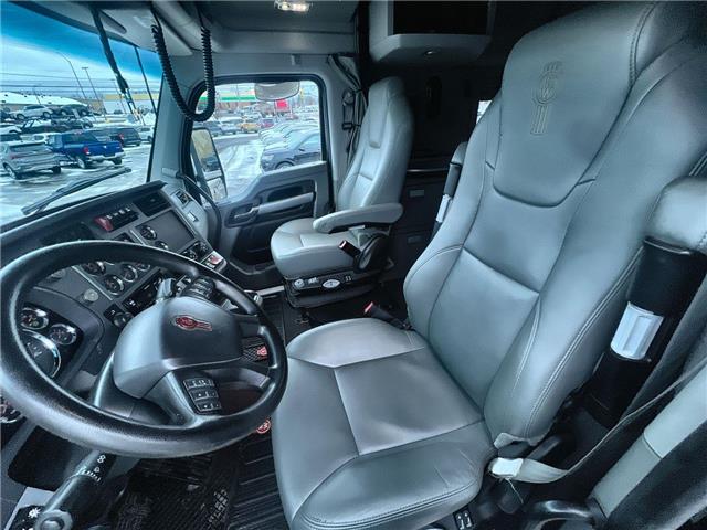 2020 Kenworth Construction T680 Transport (Stk: 960853) in Sudbury - Image 11 of 21