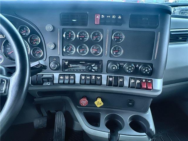 2020 Kenworth Construction T680 Transport (Stk: 960853) in Sudbury - Image 18 of 21