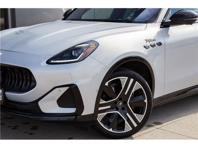 2025 Maserati Grecale Folgore Base (Stk: M25000D) in London - Image 3 of 34