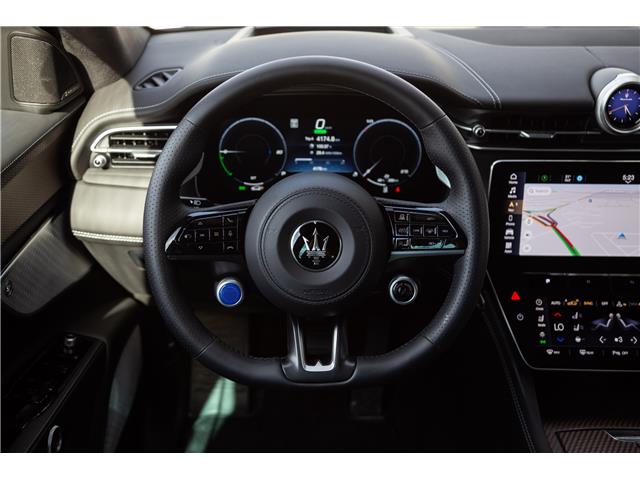 2025 Maserati Grecale Folgore Base (Stk: M25000D) in London - Image 14 of 34