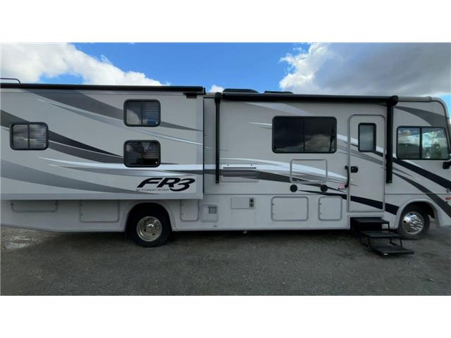 2016 Ford F-53 Motorhome Chassis Base (Stk: A05645) in Sudbury - Image 4 of 23