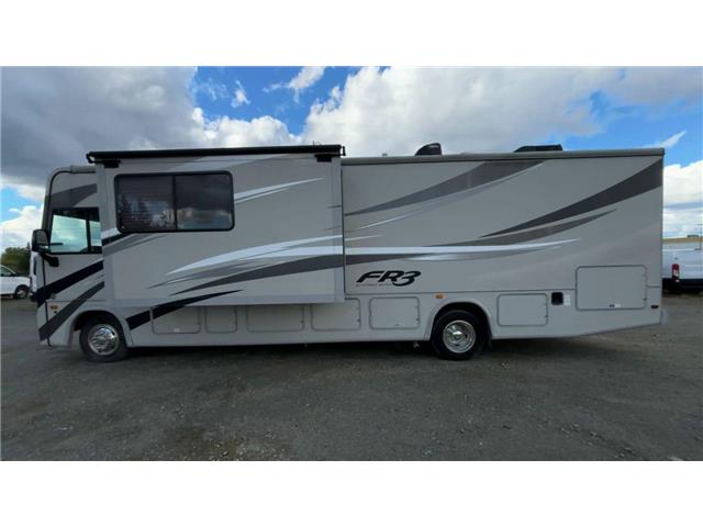 2016 Ford F-53 Motorhome Chassis Base (Stk: A05645) in Sudbury - Image 8 of 23