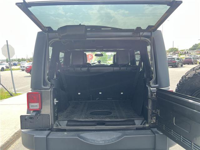 2017 Jeep Wrangler Unlimited Rubicon (Stk: 25211-2) in Sudbury - Image 23 of 24