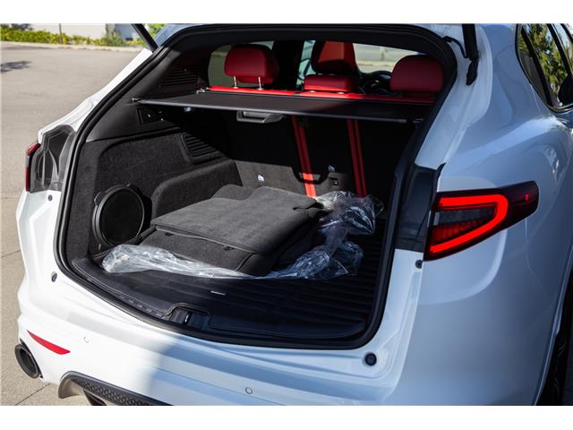 2022 Alfa Romeo Stelvio ti (Stk: M24056A) in London - Image 31 of 32