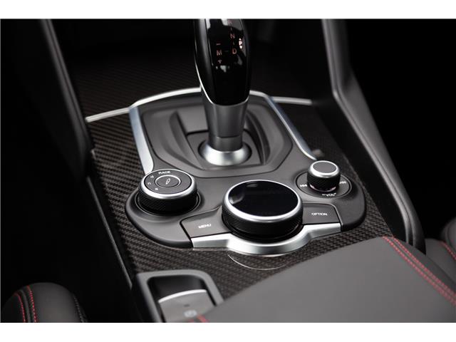 2019 Alfa Romeo Giulia Quadrifoglio (Stk: MU267) in London - Image 25 of 35