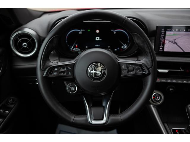 2023 Alfa Romeo Tonale Veloce (Stk: 23089D) in London - Image 11 of 31