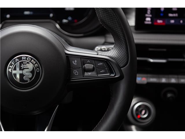2024 Alfa Romeo Tonale PHEV Veloce (Stk: P24068D) in London - Image 16 of 34