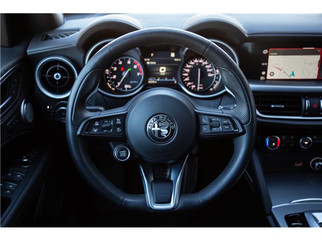 2022 Alfa Romeo Stelvio ti (Stk: MU261A) in London - Image 13 of 33