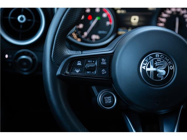 2022 Alfa Romeo Stelvio ti (Stk: MU261A) in London - Image 15 of 33