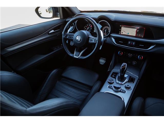 2022 Alfa Romeo Stelvio ti (Stk: MU261A) in London - Image 12 of 33