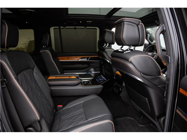 2022 Jeep Grand Wagoneer Series III (Stk: MU269) in London - Image 40 of 49 2022 Jeep Grand Wagoneer Series III (Stk: MU269) in London - Image 40 of 49