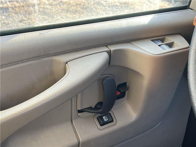 2009 Chevrolet Express  (Stk: 25456) in Sudbury - Image 12 of 25