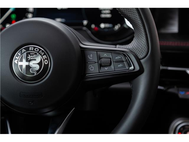 2024 Alfa Romeo Tonale PHEV Veloce (Stk: P24068D) in London - Image 16 of 34 2024 Alfa Romeo Tonale PHEV Veloce (Stk: P24068D) in London - Image 16 of 34