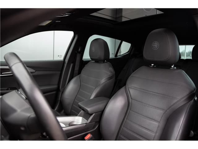 2023 Alfa Romeo Tonale Veloce (Stk: B0002) in London - Image 17 of 32 2023 Alfa Romeo Tonale Veloce (Stk: B0002) in London - Image 17 of 32