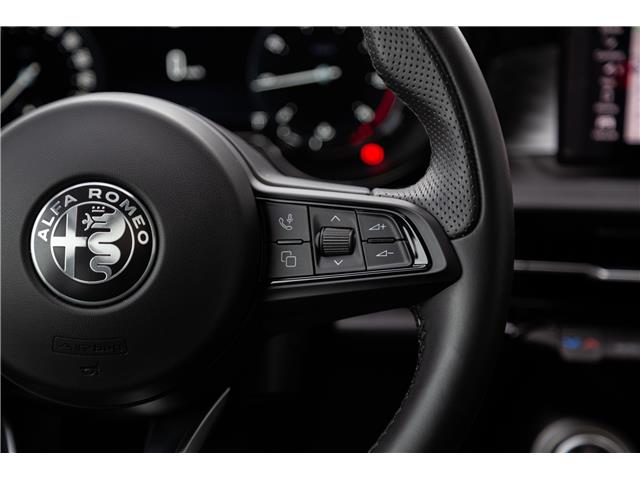2023 Alfa Romeo Tonale Veloce (Stk: 23089D) in London - Image 16 of 31 2023 Alfa Romeo Tonale Veloce (Stk: 23089D) in London - Image 16 of 31