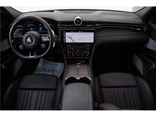 2025 Maserati Grecale Folgore Base (Stk: M25000D) in London - Image 12 of 37