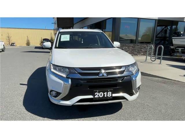 2018 Mitsubishi Outlander Plug-In Hybrid SE (Stk: 25670-1) in Sudbury - Image 2 of 22