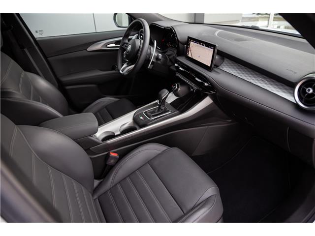2024 Alfa Romeo Tonale PHEV Veloce (Stk: B0004) in London - Image 28 of 34