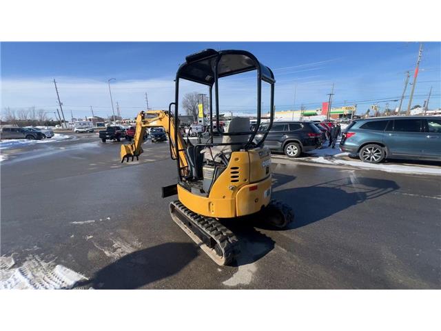 2006 John Deere 17 ZTS  (Stk: 26062) in Sudbury - Image 2 of 17