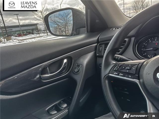 2017 Nissan Rogue S (Stk: 14-25639A) in London - Image 18 of 27