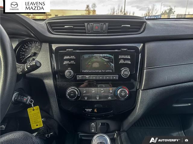 2017 Nissan Rogue S (Stk: 14-25639A) in London - Image 20 of 27